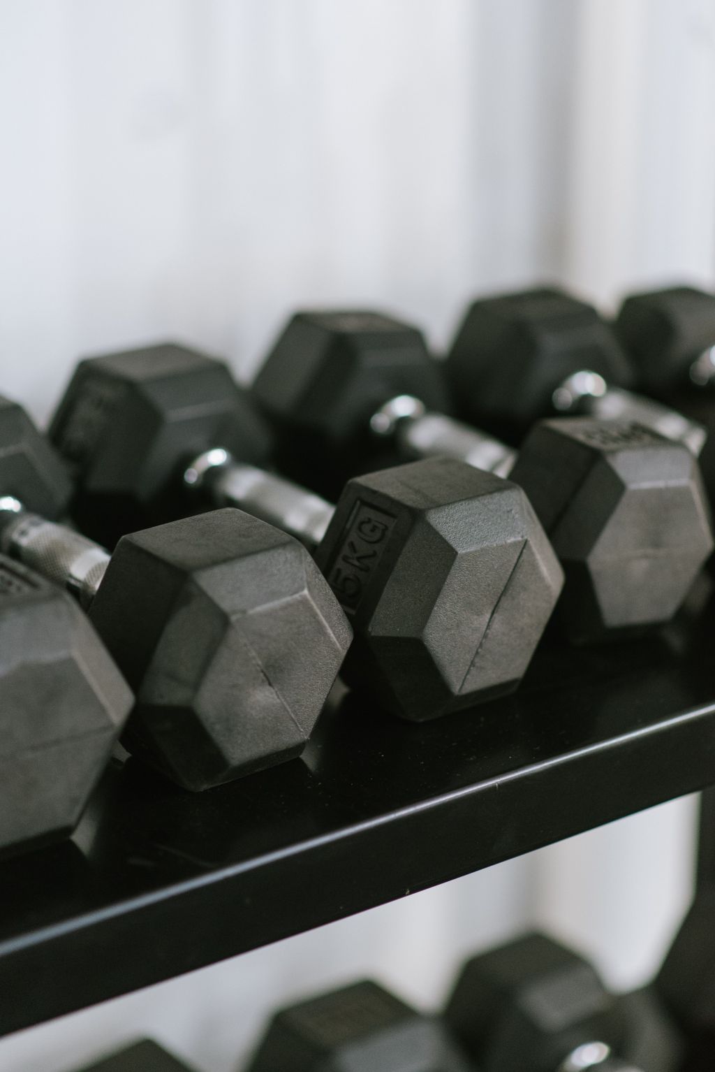 Why Strength Training Is Better Than Endless Cardio for Women’s Weight Loss